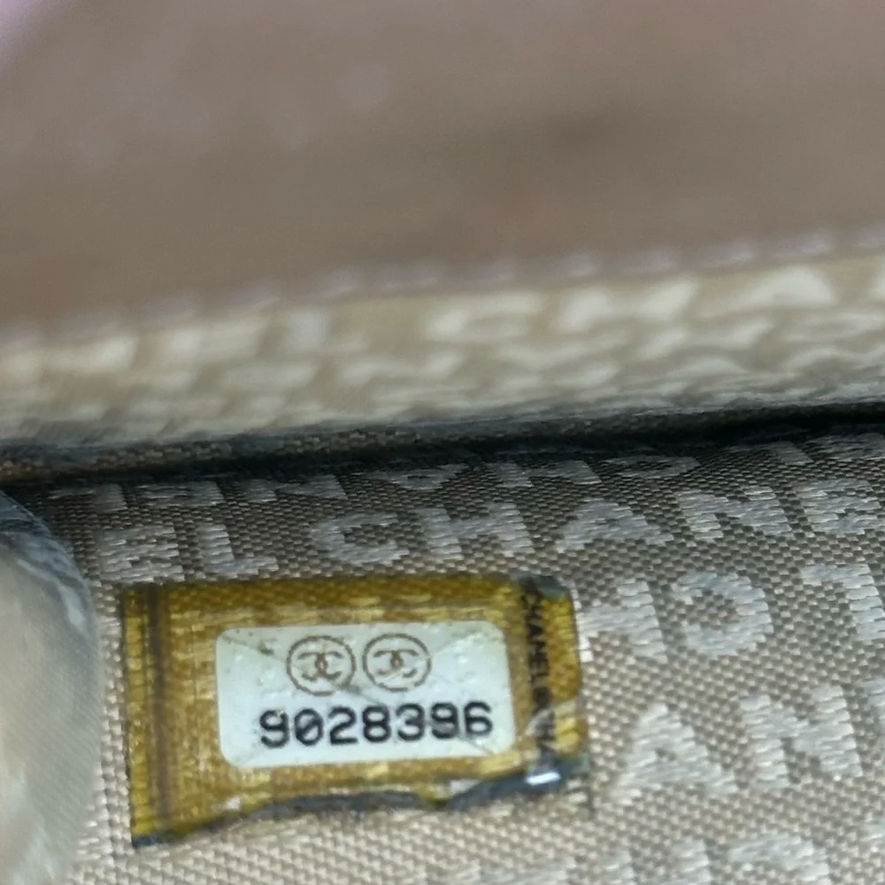 Chanel Beige Compact Wallet - Picture 12 of 16